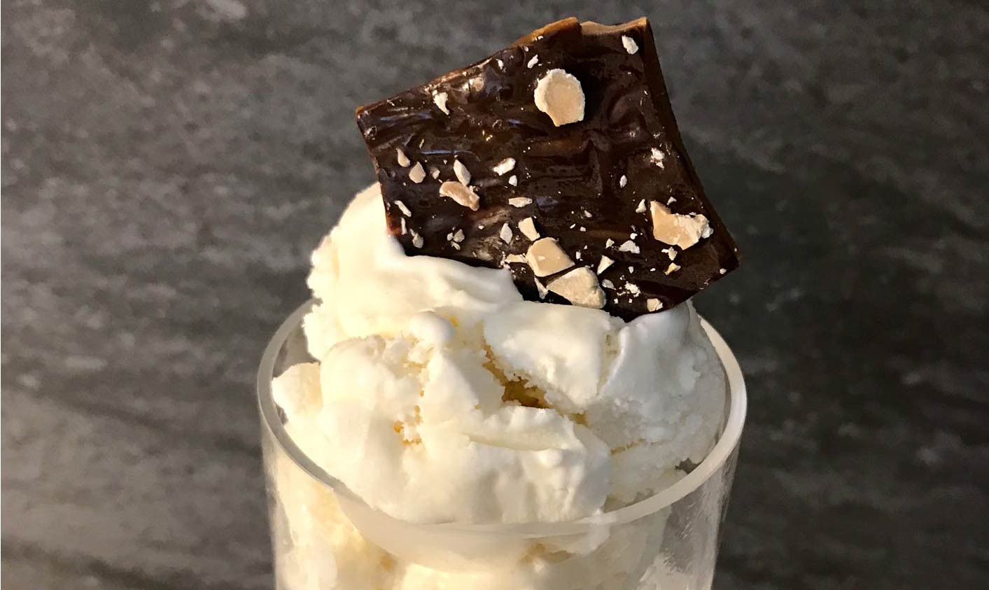 icecream with buttercrunch